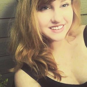 Meet your Posher, Caroline